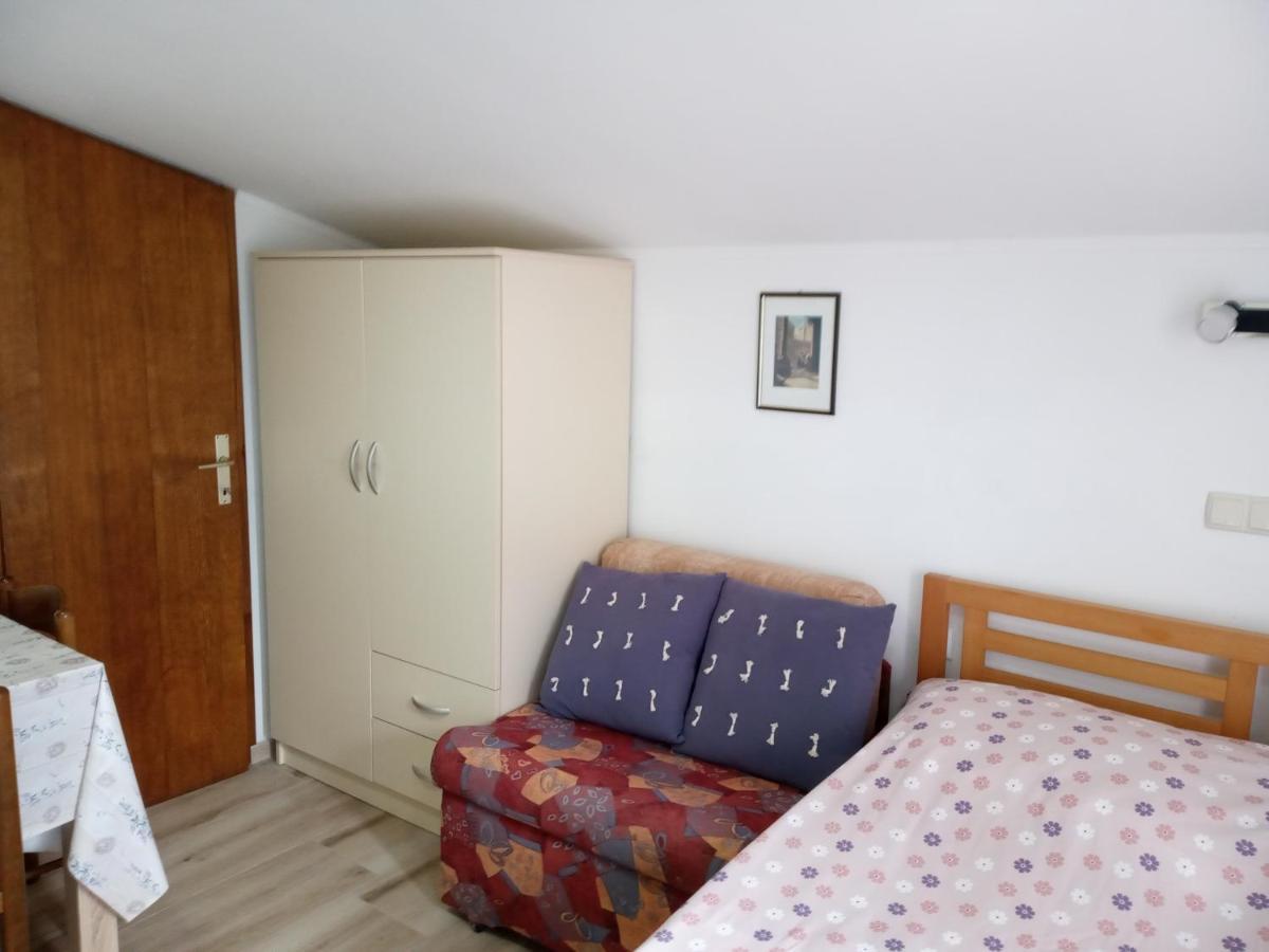 Apartmani Danijela 로파르 외부 사진