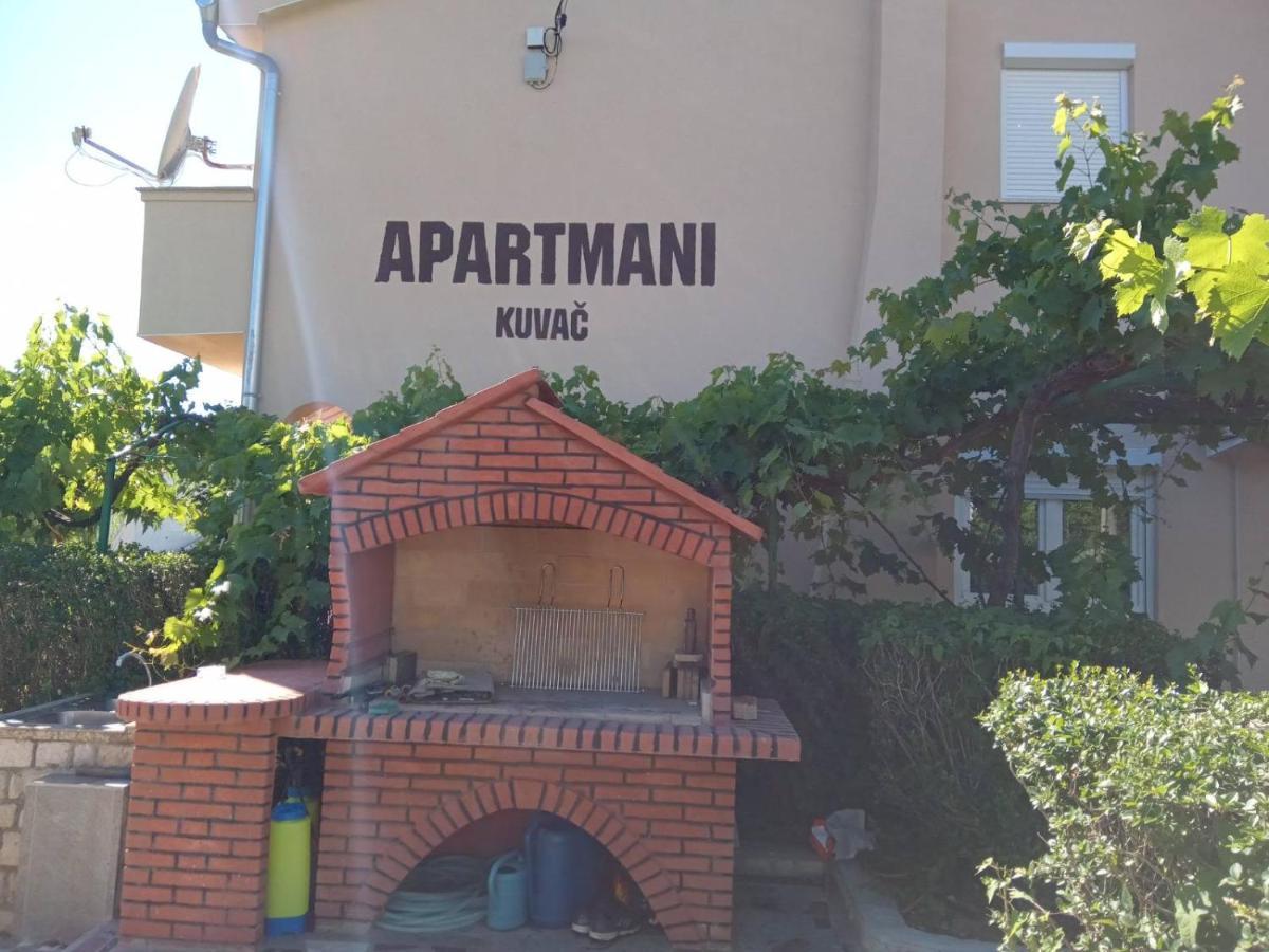 Apartmani Danijela 로파르 외부 사진